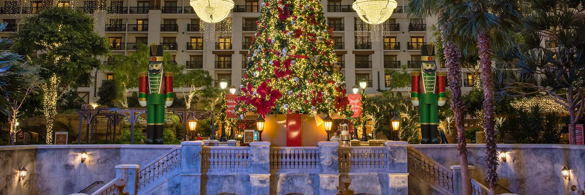 Gaylord Texan Grapevine Christmas Tree